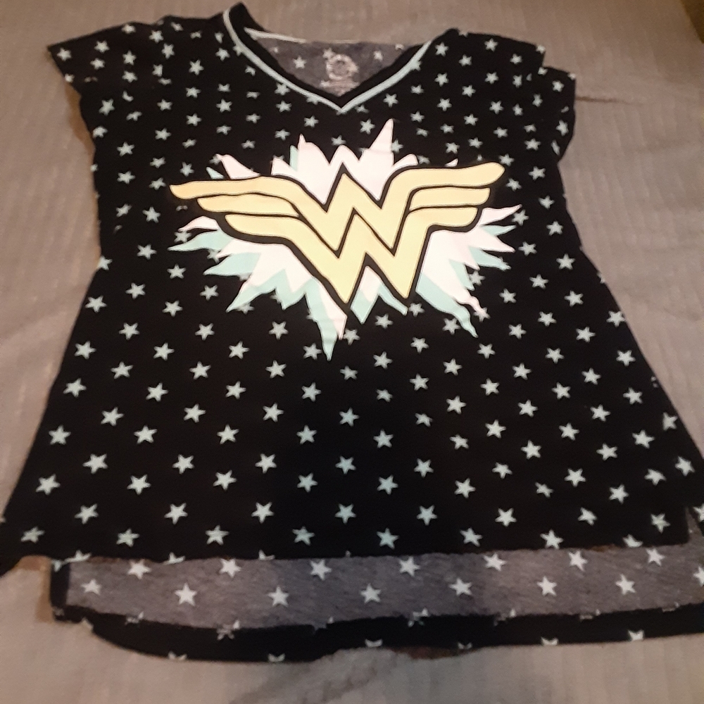 Wonder women t shirt